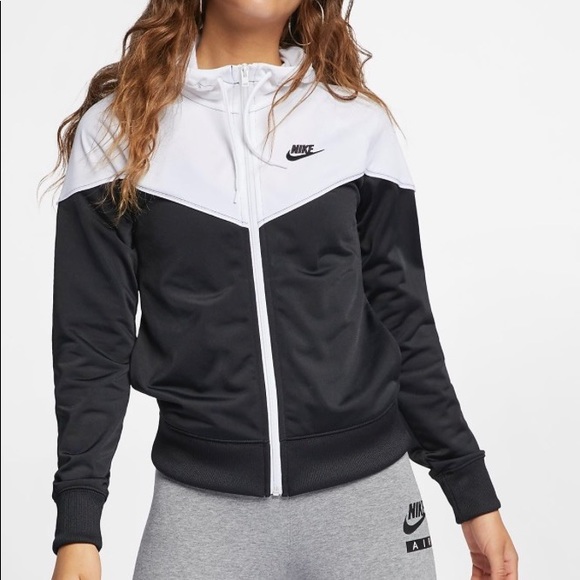 nike zip up hoodie black and white